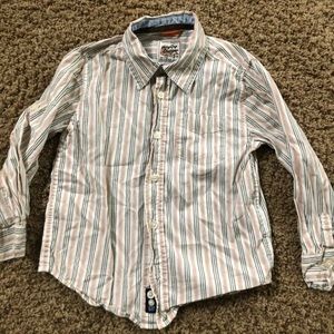 Gap Kids Little Boy Shirt - size 5